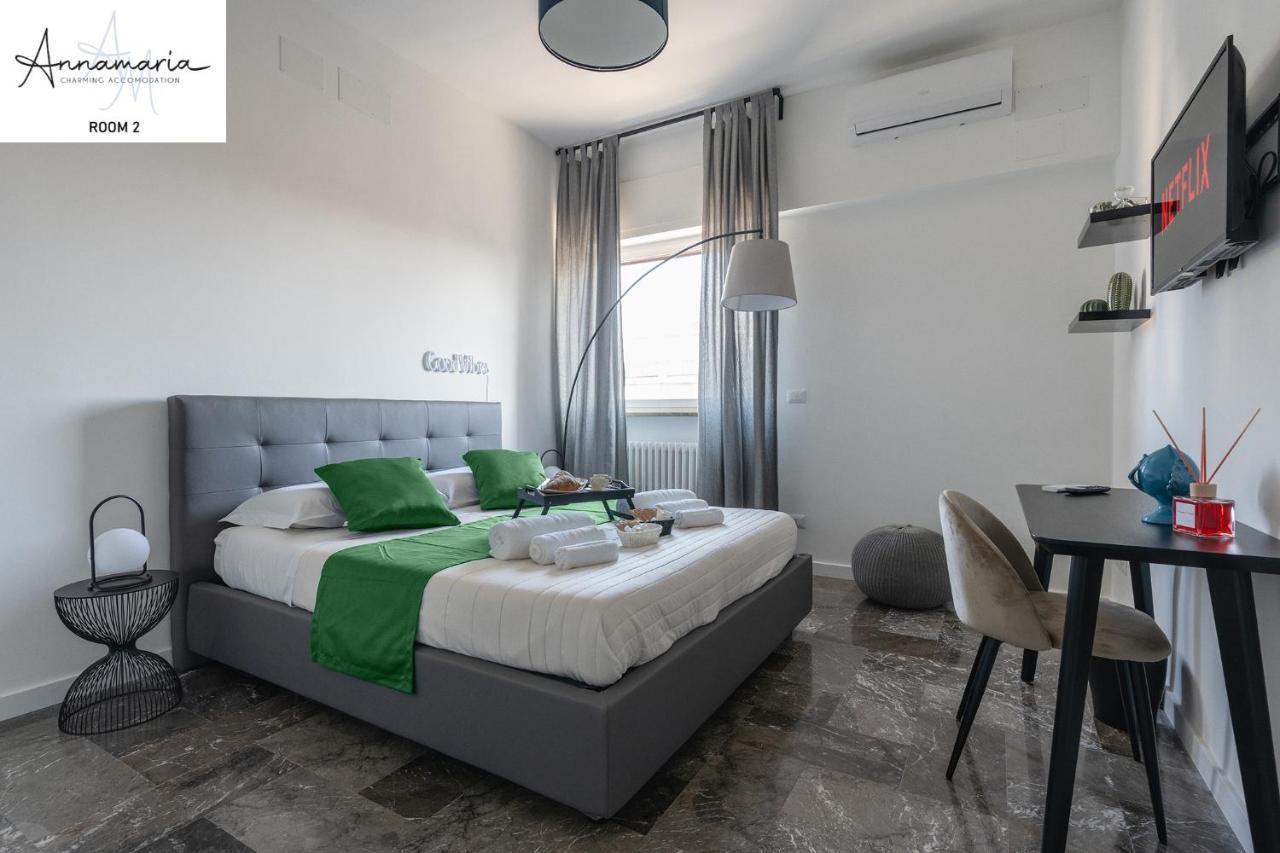 Annamaria - Central Station Charming Accommodation Bari Exterior photo